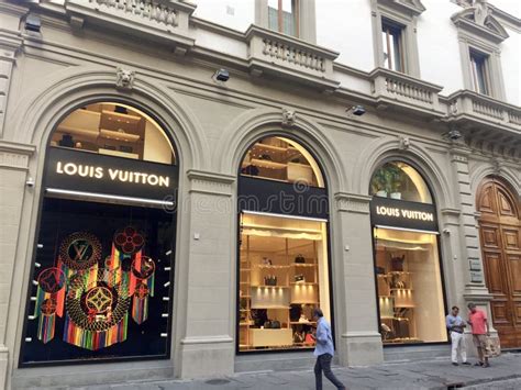 italy Louis Vuitton outlet